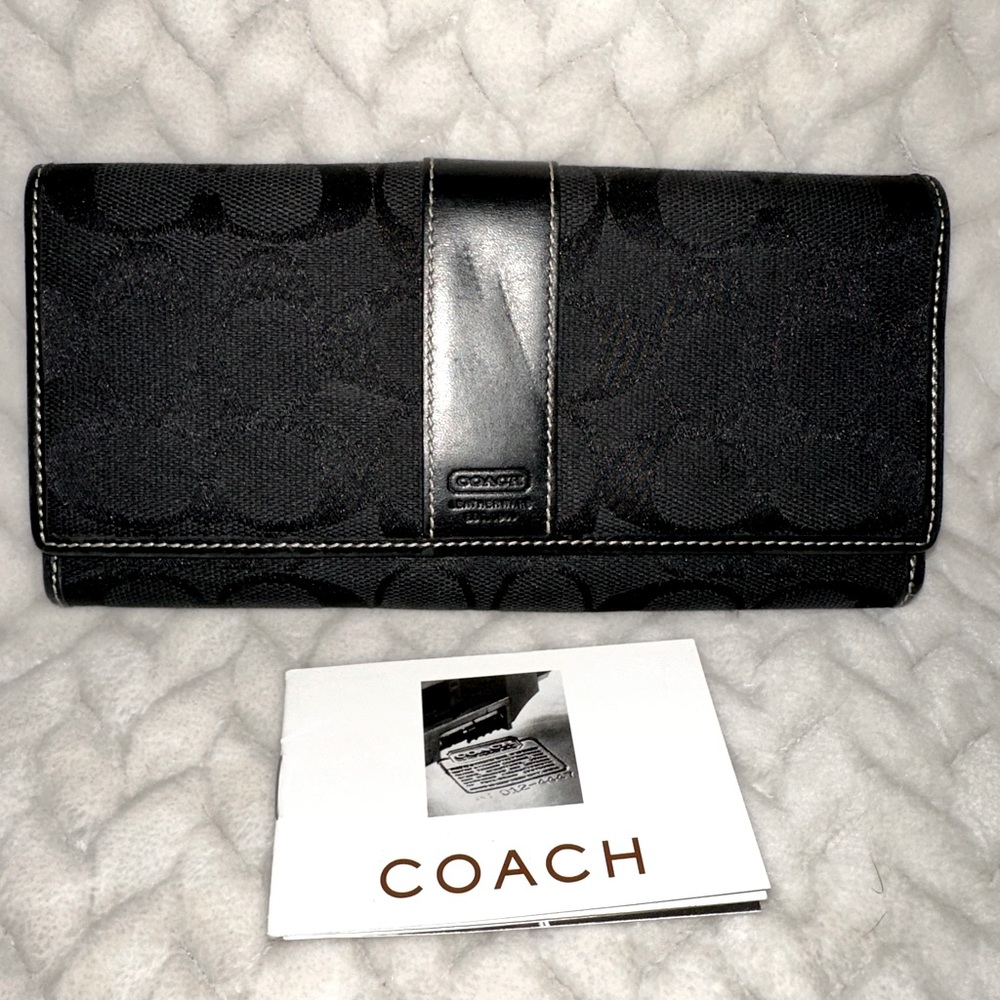 Coach Black Signature Continental Wallet